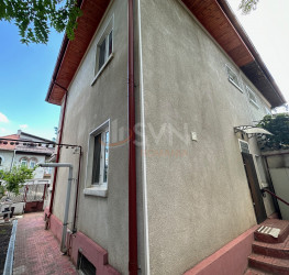 Casa, 5 rooms, 140 mp Bucuresti/Decebal