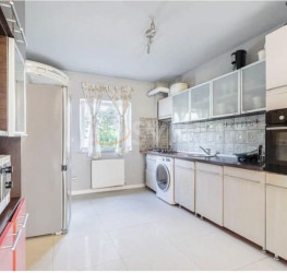 Casa, 5 rooms, 140 mp Bucuresti/Pipera