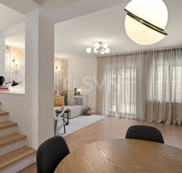 Casa, 5 rooms, 140 mp Bucuresti/Pipera