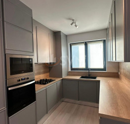 Casa, 5 rooms, 140 mp Bucuresti/Pipera