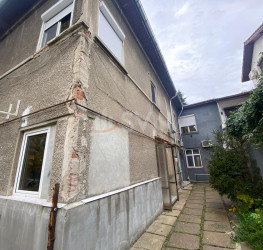 Casa, 5 rooms, 150 mp Bucuresti/Parcul Carol