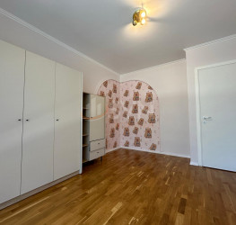Casa, 5 rooms, 156 mp Bucuresti/Pipera