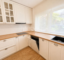 Casa, 5 rooms, 156 mp Bucuresti/Pipera