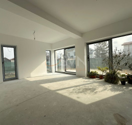 Casa, 5 rooms, 156.47 mp Bucuresti/Pipera