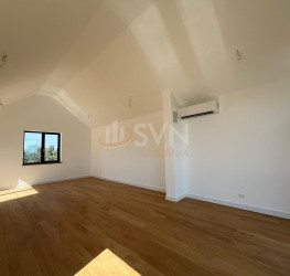 Casa, 5 rooms, 157 mp Bucuresti/Sisesti