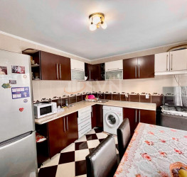 Casa, 5 rooms, 160 mp Bucuresti/Aparatorii Patriei