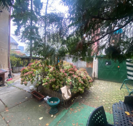 Casa, 5 rooms, 160 mp Bucuresti/Casin