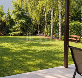 Casa, 5 rooms, 160 mp Bucuresti/Iancu Nicolae