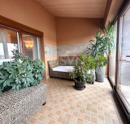 Casa, 5 rooms, 163 mp Bucuresti/23 August