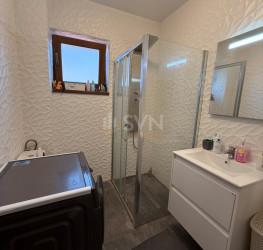 Casa, 5 rooms, 165 mp Bucuresti/Pipera