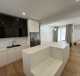 Casa, 5 rooms, 170 mp Bucuresti/Pipera