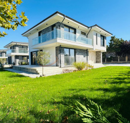 Casa, 5 rooms, 180 mp Ilfov/Corbeanca