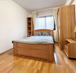 Casa, 5 rooms, 180 mp Bucuresti/Iancu Nicolae