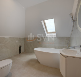 Casa, 5 rooms, 180 mp Ilfov/Tunari