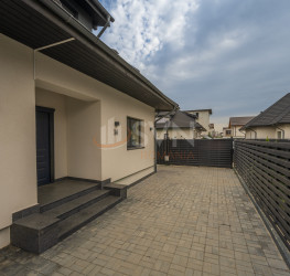Casa, 5 rooms, 180 mp Ilfov/Tunari