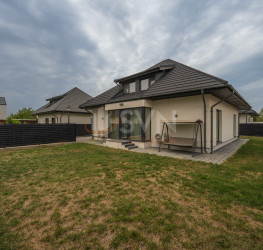 Casa, 5 rooms, 180 mp Ilfov/Tunari