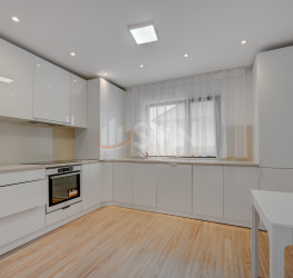 Casa, 5 rooms, 180 mp Ilfov/Tunari