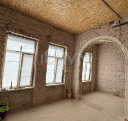 Casa, 5 rooms, 183 mp Bucuresti/P-ta Romana