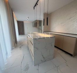 Casa, 5 rooms, 186.45 mp Ilfov/Voluntari