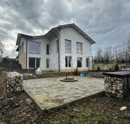 Casa, 5 rooms, 190 mp Ilfov/Balotesti