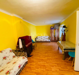 Casa, 5 rooms, 190 mp Bucuresti/Bucurestii Noi