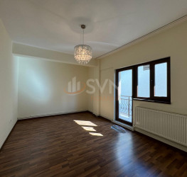 Casa, 5 rooms, 200 mp Bucuresti/Brancoveanu