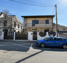 Casa, 5 rooms, 200 mp Bucuresti/Brancoveanu