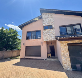 Casa, 5 rooms, 200 mp Ilfov/Buftea