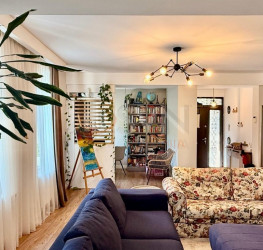 Casa, 5 rooms, 200 mp Ilfov/Centru