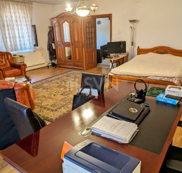 Casa, 5 rooms, 203 mp Bucuresti/Bucurestii Noi