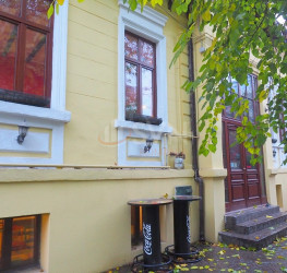 Casa, 5 rooms, 210 mp Bucuresti/Gradina Icoanei