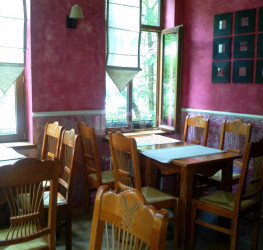 Casa, 5 rooms, 210 mp Bucuresti/Gradina Icoanei