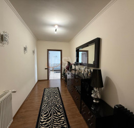 Casa, 5 rooms, 210 mp Bucuresti/Eminescu