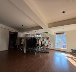 Casa, 5 rooms, 210 mp Bucuresti/Eminescu