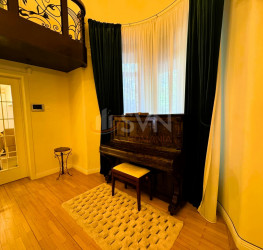 Casa, 5 rooms, 215 mp Bucuresti/Arcul De Triumf