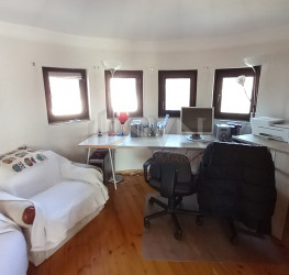 Casa, 5 rooms, 215 mp Bucuresti/Baneasa