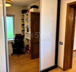 Casa, 5 rooms, 220 mp Bucuresti/Pipera