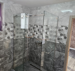 Casa, 5 rooms, 220 mp Ilfov/Voluntari