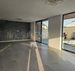 Casa, 5 rooms, 220 mp Ilfov/Voluntari