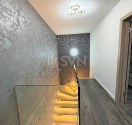 Casa, 5 rooms, 220 mp Ilfov/Voluntari