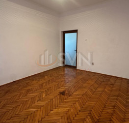 Casa, 5 rooms, 220 mp Bucuresti/Chitila