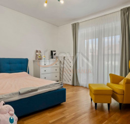 Casa, 5 rooms, 241 mp Bucuresti/Pipera