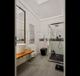 Casa, 5 rooms, 241 mp Bucuresti/Pipera