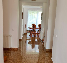 Casa, 5 rooms, 241.3 mp Bucuresti/Baneasa