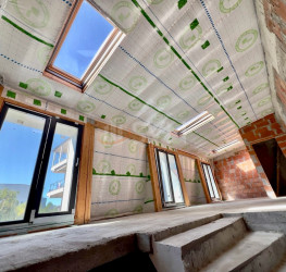 Casa, 5 rooms, 241.55 mp Bucuresti/Polona