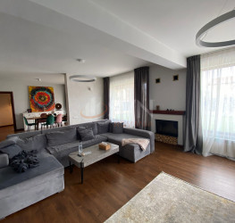 Casa, 5 rooms, 250 mp Bucuresti/Pacii