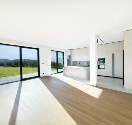 Casa, 5 rooms, 250 mp Bucuresti/Pipera