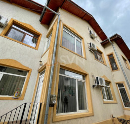 Casa, 5 rooms, 250 mp Bucuresti/Damaroaia