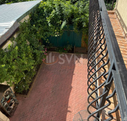 Casa, 5 rooms, 250 mp Bucuresti/Damaroaia