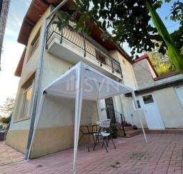 Casa, 5 rooms, 250 mp Bucuresti/Damaroaia